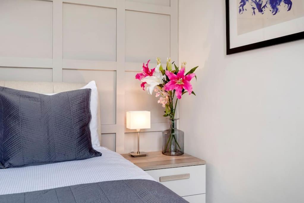 Апартаменты Contemporary Clapham Living Лондон Экстерьер фото